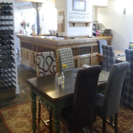 3 Millstones Inn West Bradford Екстериор снимка