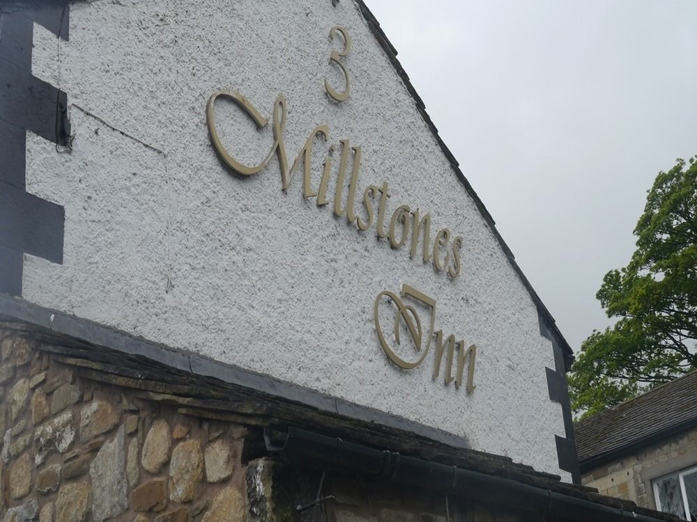 3 Millstones Inn West Bradford Екстериор снимка